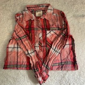 Adorable Arizona Jean flannel. Mostly pink, with your typical flannel pattern
